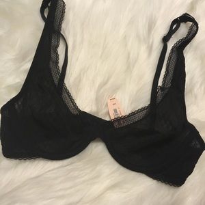 Victoria’s Secret Black bra 34B